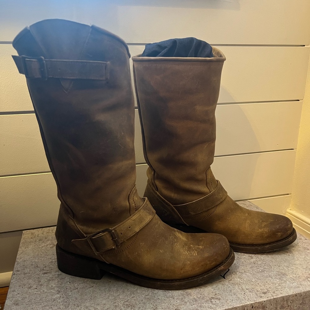 Freebird Crosby Boot, Tan size 10